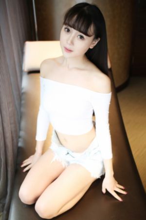 白衣女边做狂喷奶水av_不卡在线观看