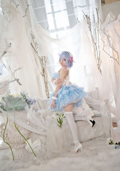 色婷婷色色_高清完整版