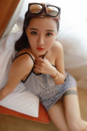 坐男生腿上男生腿突然一动一动的_BD韩语完整在线观看